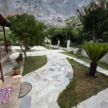Emis House Krioneri Villa