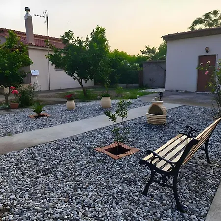 Emis House Krioneri Villa